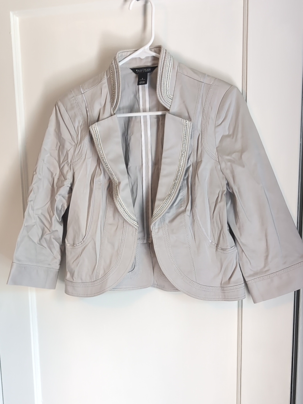 White House Black Market Light Gray Open-Front Cropped Blazer